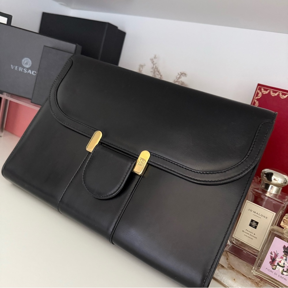 Bally vintage leather clutch bag EUC